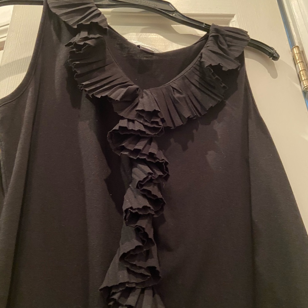 Black sleeveless top